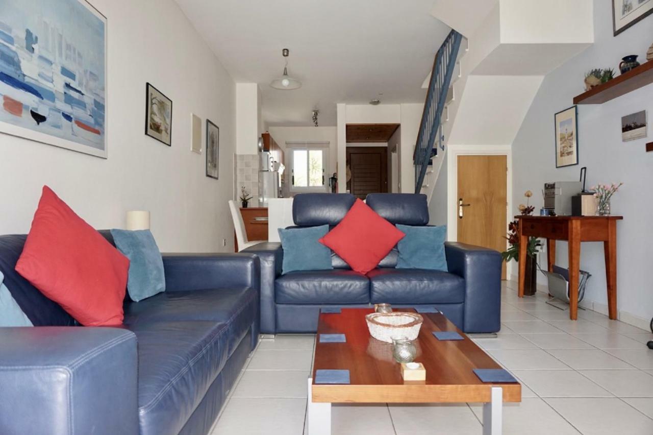 Willa Aurora Townhouse - Complimentary Paphos Airport Transport Zewnętrze zdjęcie