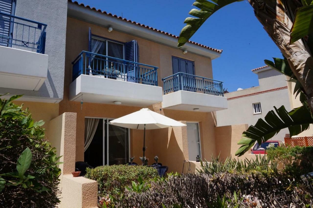 Willa Aurora Townhouse - Complimentary Paphos Airport Transport Zewnętrze zdjęcie
